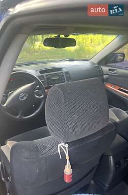 Седан Toyota Camry 2003 в Києві