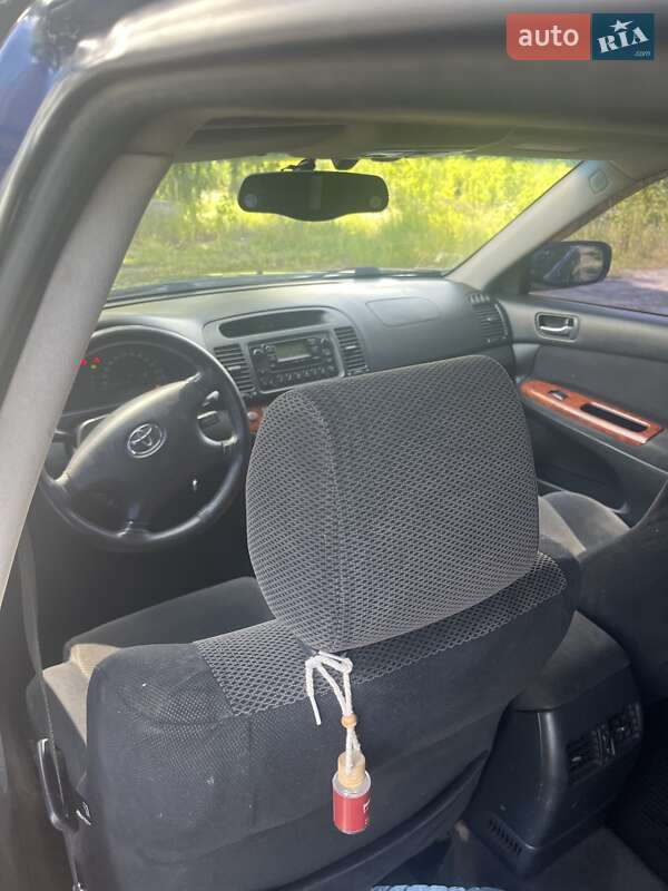 Toyota Camry 2003