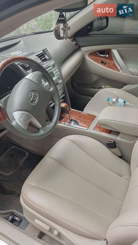 Седан Toyota Camry 2007 в Умани