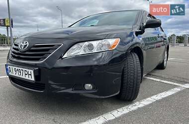 Седан Toyota Camry 2008 в Києві