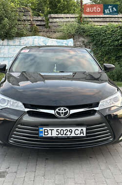 Седан Toyota Camry 2017 в Запоріжжі