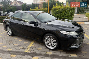 Седан Toyota Camry 2020 в Ірпені
