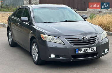 Седан Toyota Camry 2007 в Николаеве
