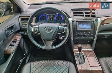 Седан Toyota Camry 2017 в 