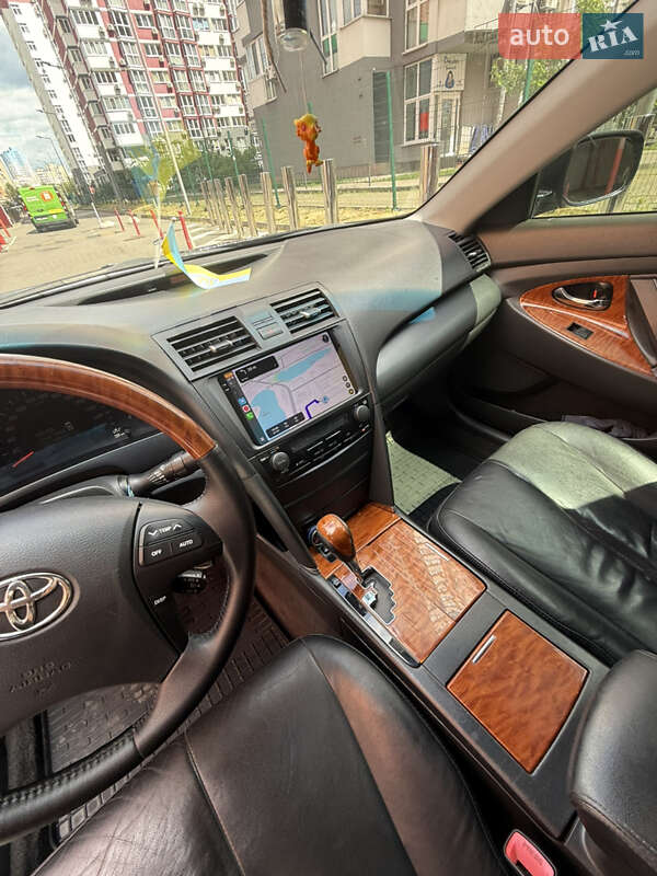Седан Toyota Camry 2008 в Києві