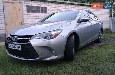 Седан Toyota Camry 2015 в Києві