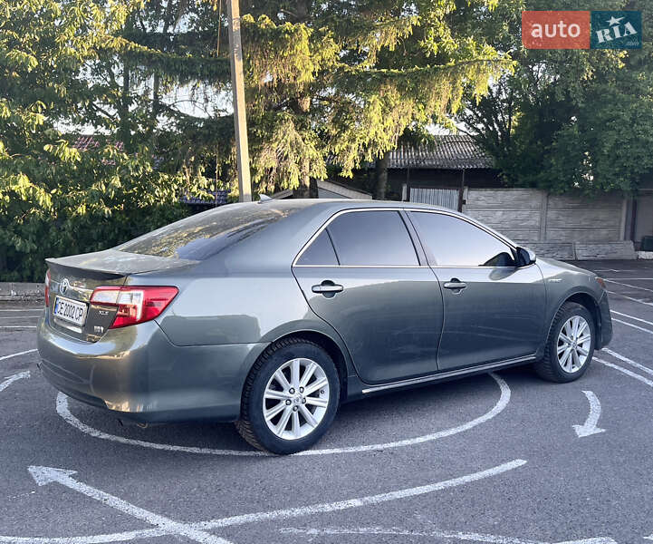 Седан Toyota Camry 2012 в Кельменцях