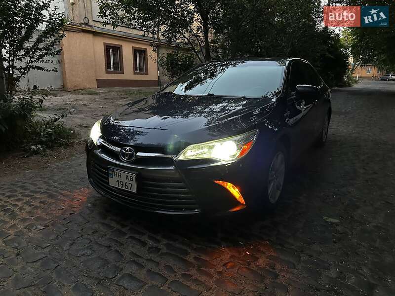 Седан Toyota Camry 2016 в Одесі