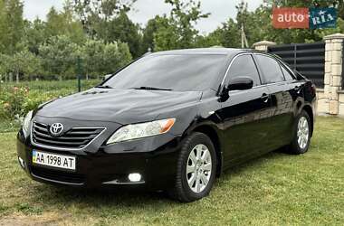 Седан Toyota Camry 2008 в Львові