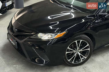 Седан Toyota Camry 2018 в 
