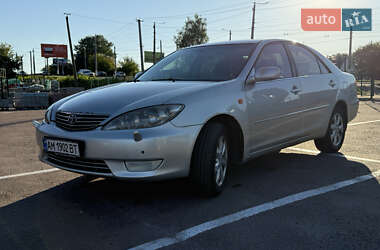 Седан Toyota Camry 2005 в Житомирі