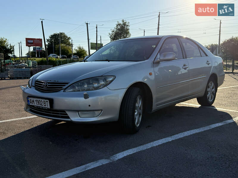 Toyota Camry 2005