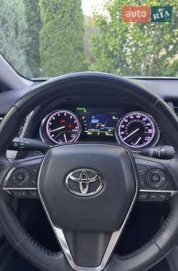 Седан Toyota Camry 2018 в 