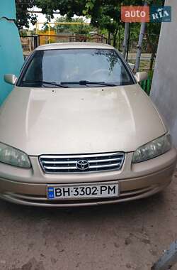Седан Toyota Camry 1999 в Затишье