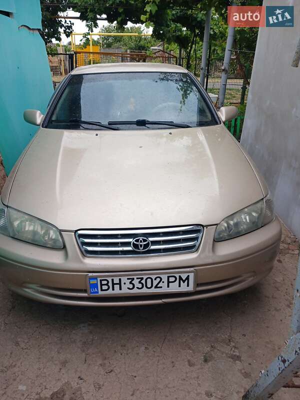 Toyota Camry 1999