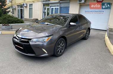 Седан Toyota Camry 2016 в Харькове