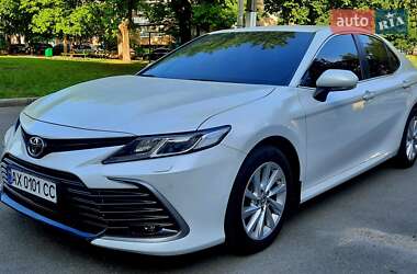 Седан Toyota Camry 2021 в Харкові