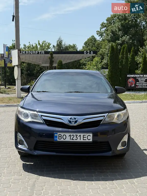 Toyota Camry 2014