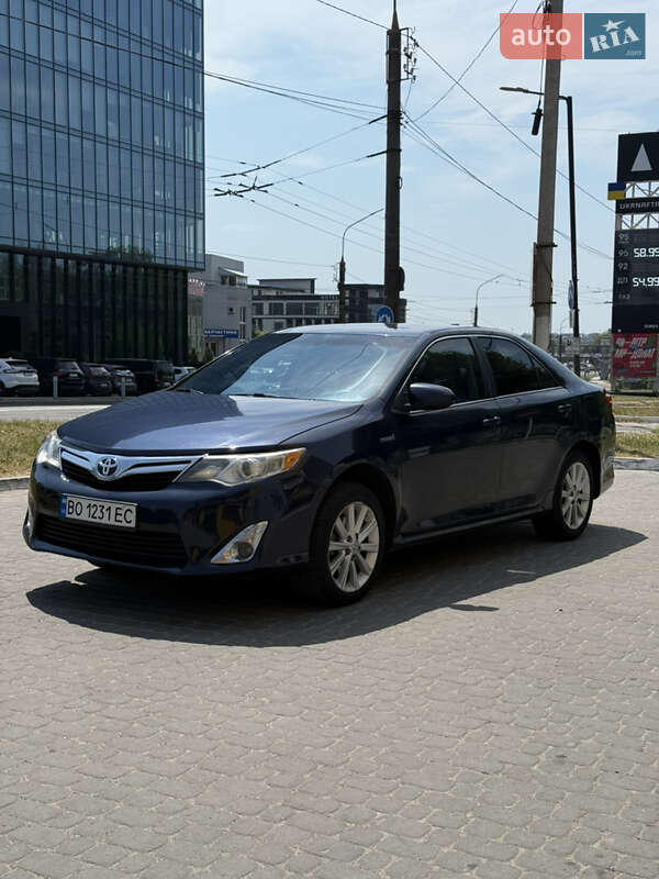 Седан Toyota Camry 2014 в Тернополі фото 3 Седан Toyota Camry 2014 в Тернополі