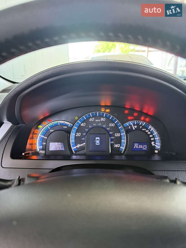 Седан Toyota Camry 2014 в Тернополі фото 11 Седан Toyota Camry 2014 в Тернополі