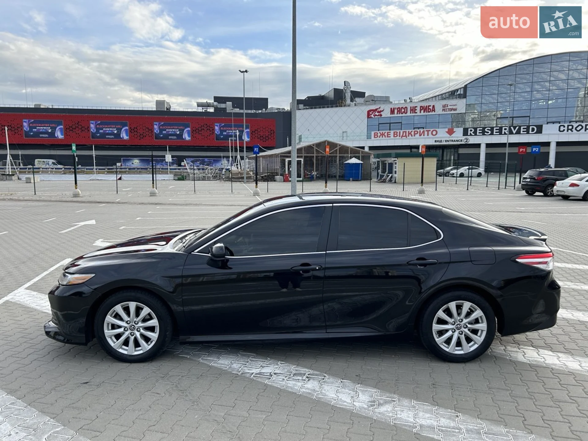 2017 Toyota Camry - мініатюра 18