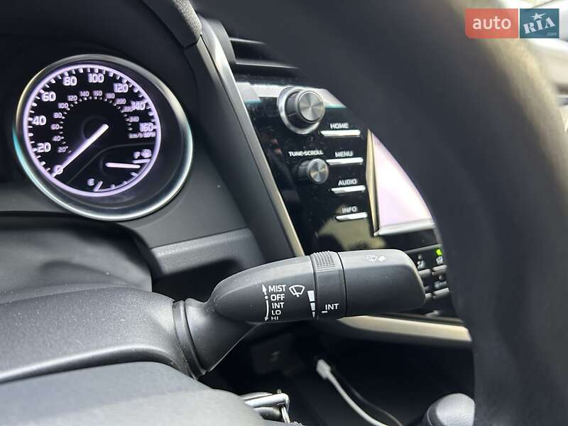 Седан Toyota Camry 2017 в Киеве фото 58 Седан Toyota Camry 2017 в Киеве