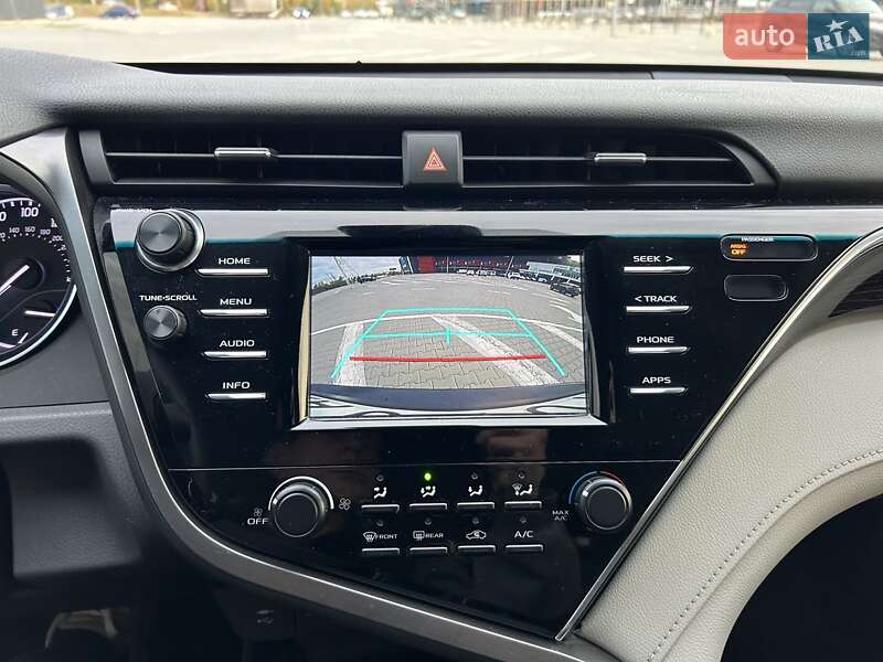 Седан Toyota Camry 2017 в Киеве фото 64 Седан Toyota Camry 2017 в Киеве