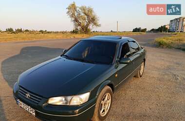 Седан Toyota Camry 1998 в Белгороде-Днестровском