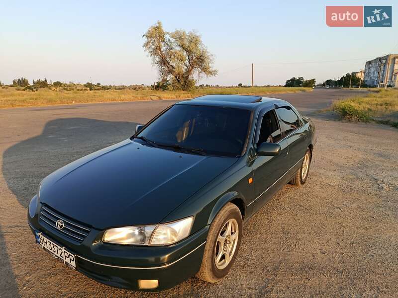 Toyota Camry 1998