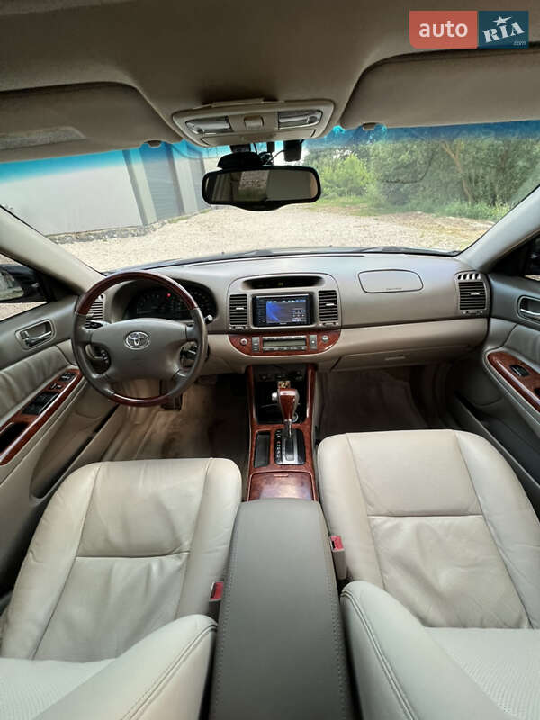 Седан Toyota Camry 2003 в Тернополі
