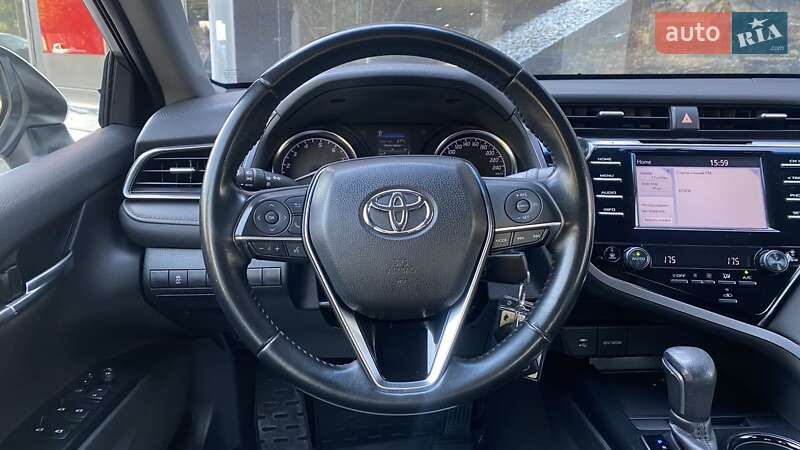 Седан Toyota Camry 2018 в Одесі