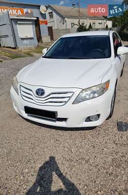 Седан Toyota Camry 2009 в Харкові