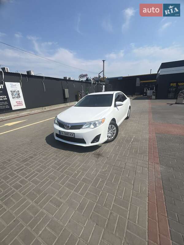Toyota Camry 2013