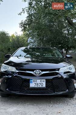 Седан Toyota Camry 2016 в Миколаєві
