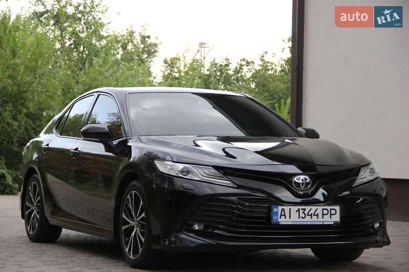 Toyota Camry 2017