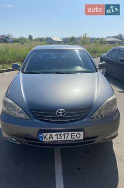 Седан Toyota Camry 2003 в Киеве
