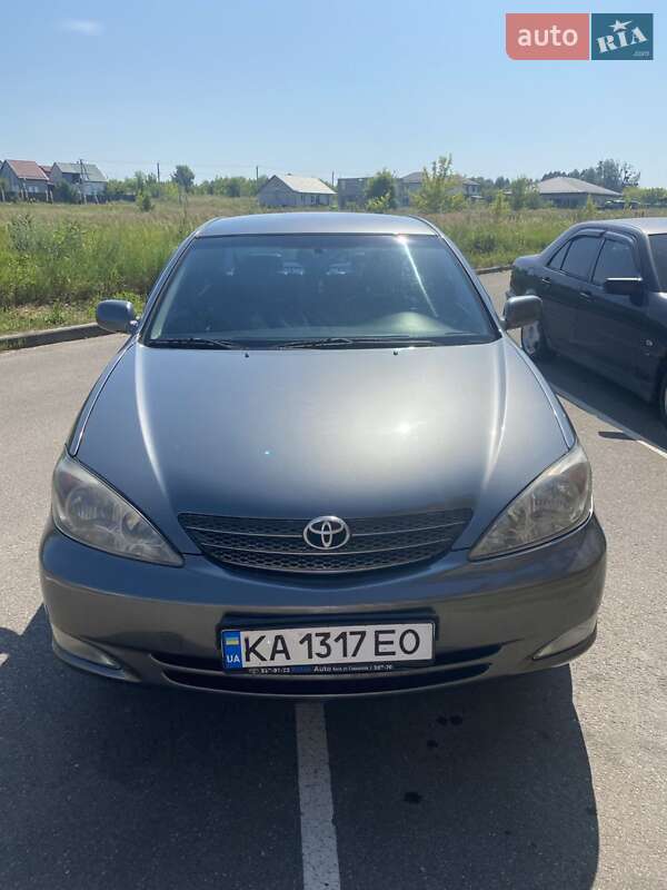 Toyota Camry 2003