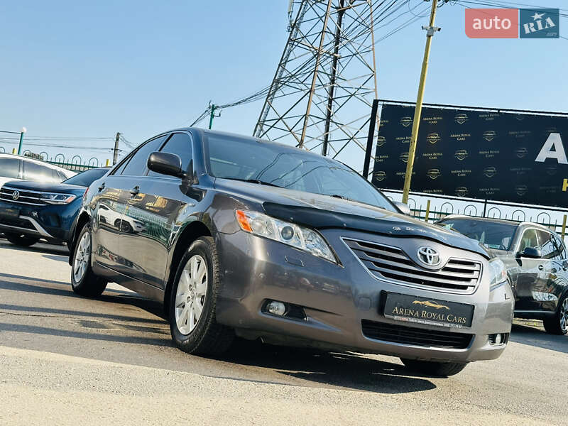 Седан Toyota Camry 2008 в Харькове