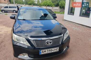 Седан Toyota Camry 2012 в Житомире
