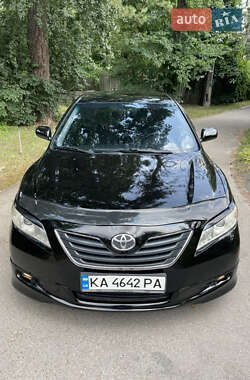 Седан Toyota Camry 2007 в Киеве