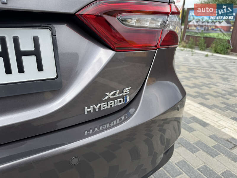 Седан Toyota Camry 2021 в Ирпене