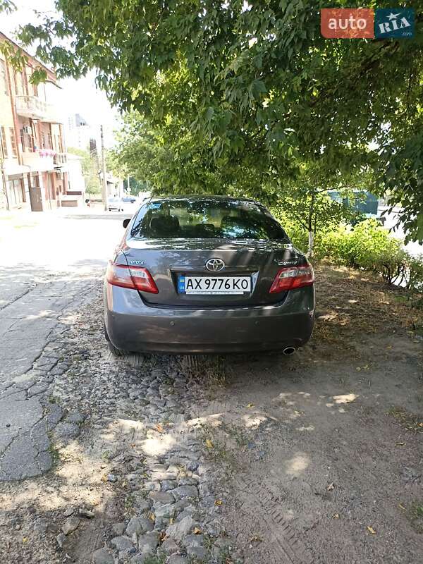 Седан Toyota Camry 2008 в Харькове