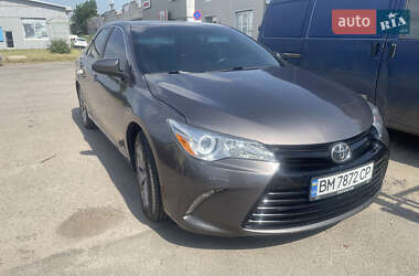 Седан Toyota Camry 2016 в Сумах