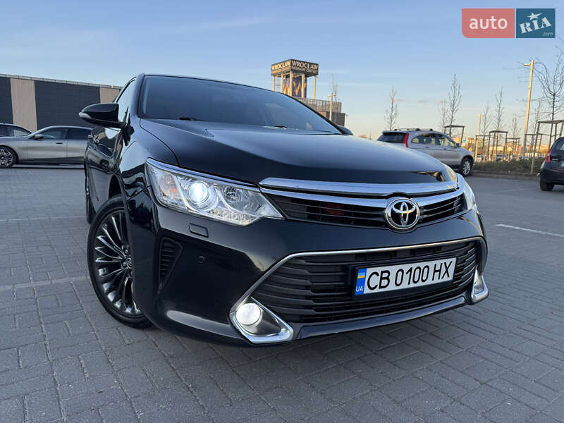 Седан Toyota Camry 2014 в 