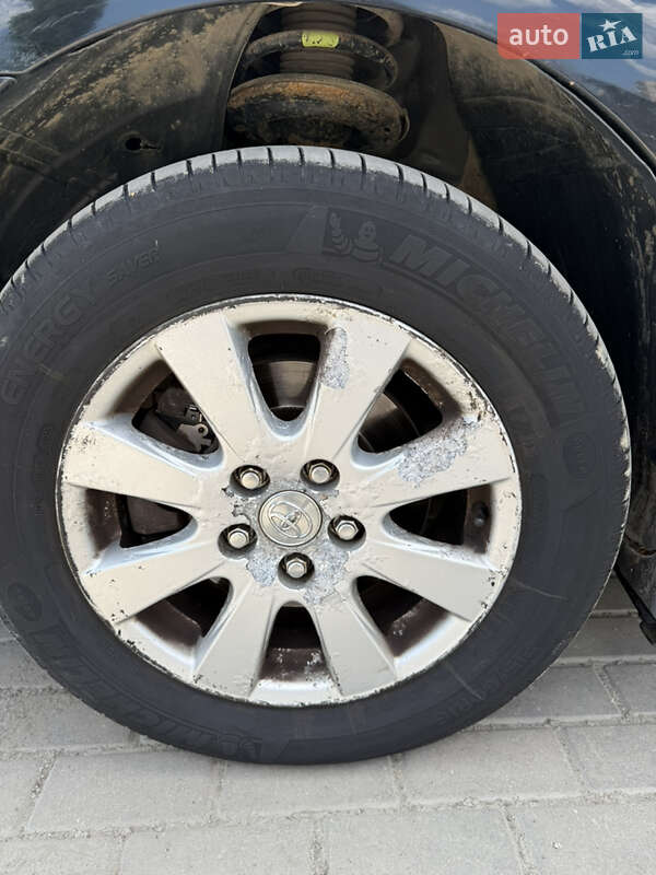 Седан Toyota Camry 2007 в Івано-Франківську