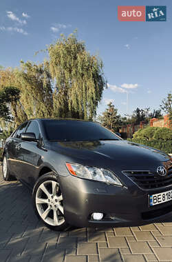 Седан Toyota Camry 2008 в Николаеве