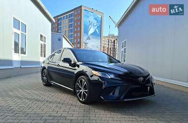 Седан Toyota Camry 2018 в Одесі