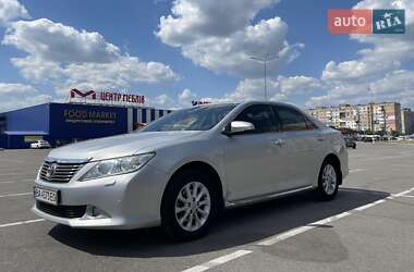 Седан Toyota Camry 2013 в Кропивницком