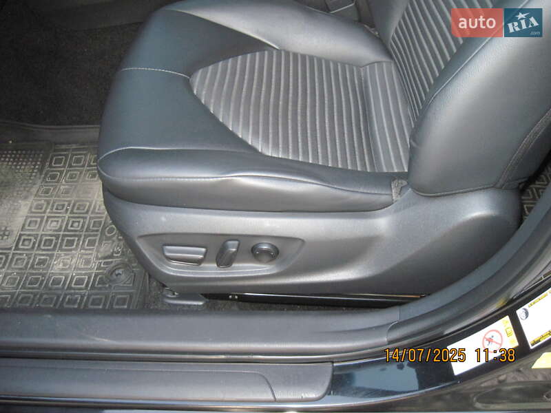 Седан Toyota Camry 2017 в Запорожье фото 12 Седан Toyota Camry 2017 в Запорожье