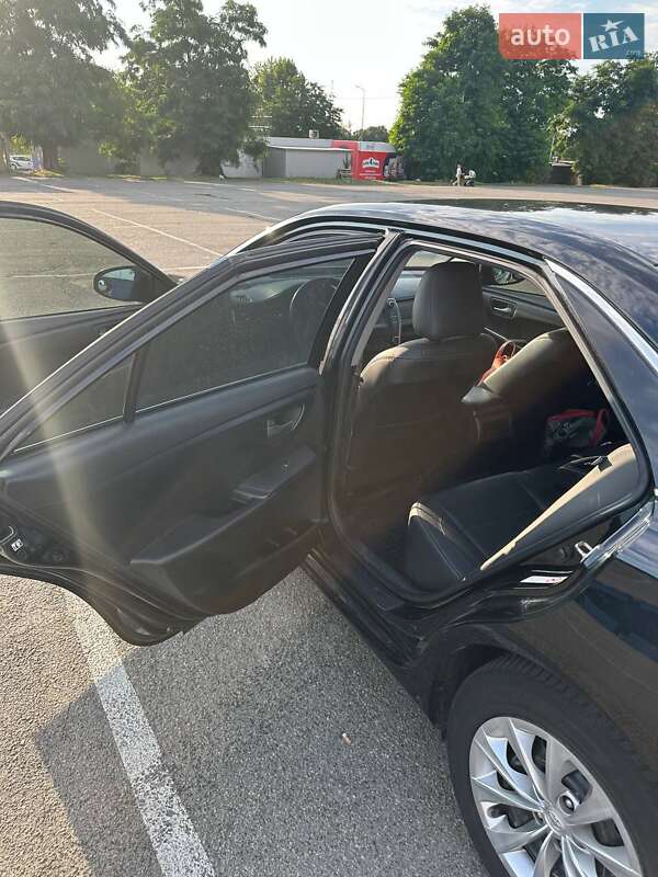 Седан Toyota Camry 2014 в Києві